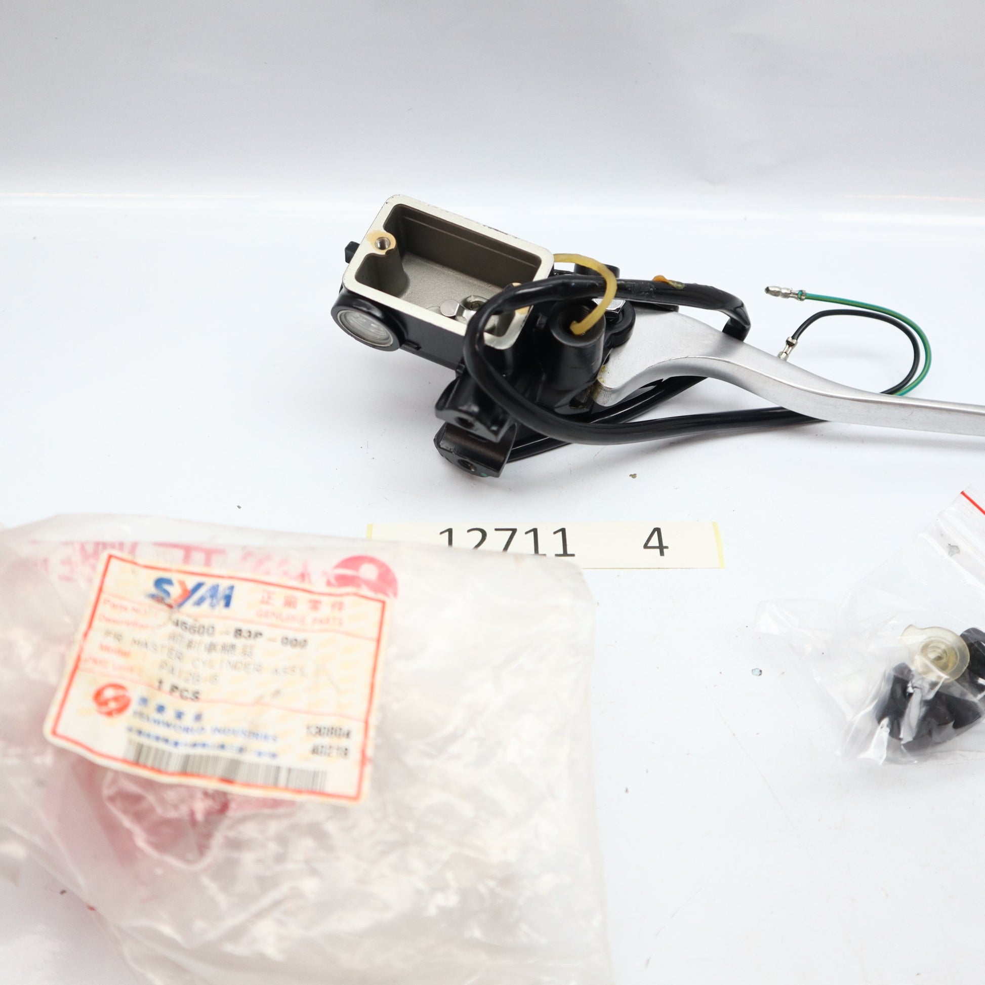 Sym Wolf 125 Bremspumpe Amatur NOS
