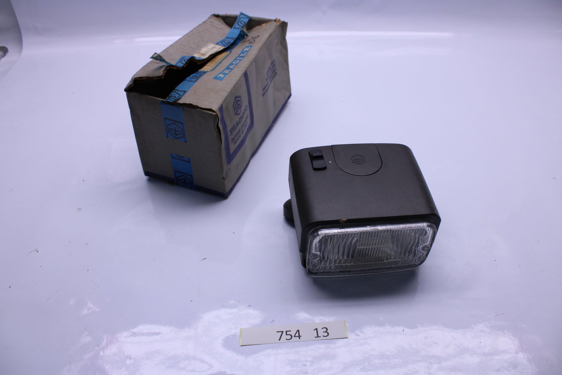 Original Piaggio Bravo Scheinwerfer NOS NEU