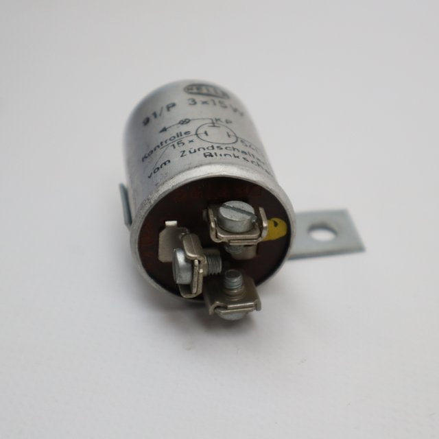 Hella 91 / P 3*15W 6V    Blinkerrelais NEU NOS