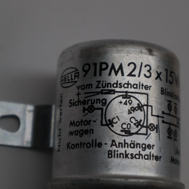 Hella Blinkerrelais 91PM 2/3 * 15W 6V   NEU NOS