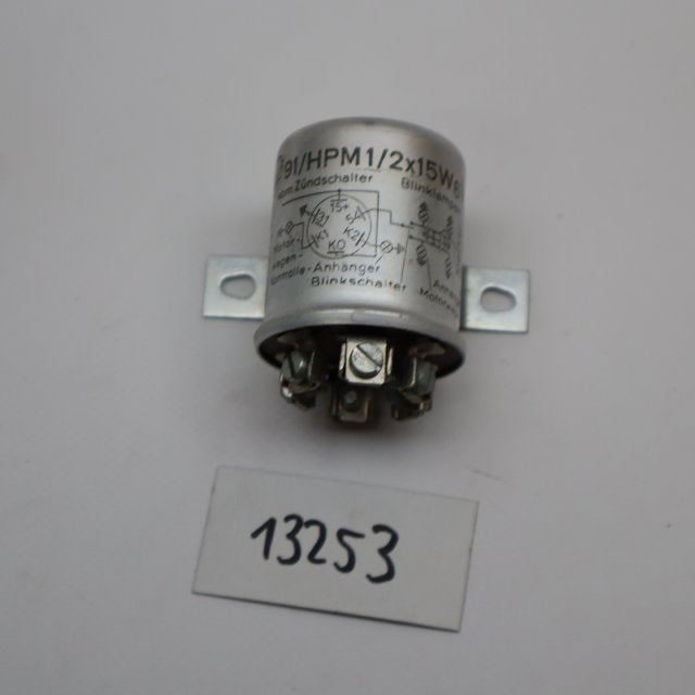 Hella Blinkerrelais  91/ HPM1 / 2*15W 6v NEU NOS