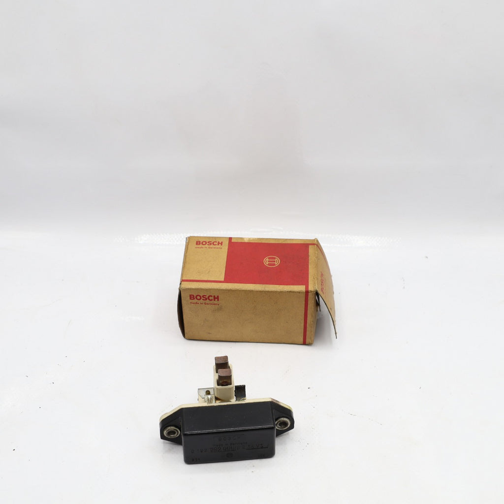 ORIGINAL BOSCH REGLER 0 192 052 005  14 V3 NOS