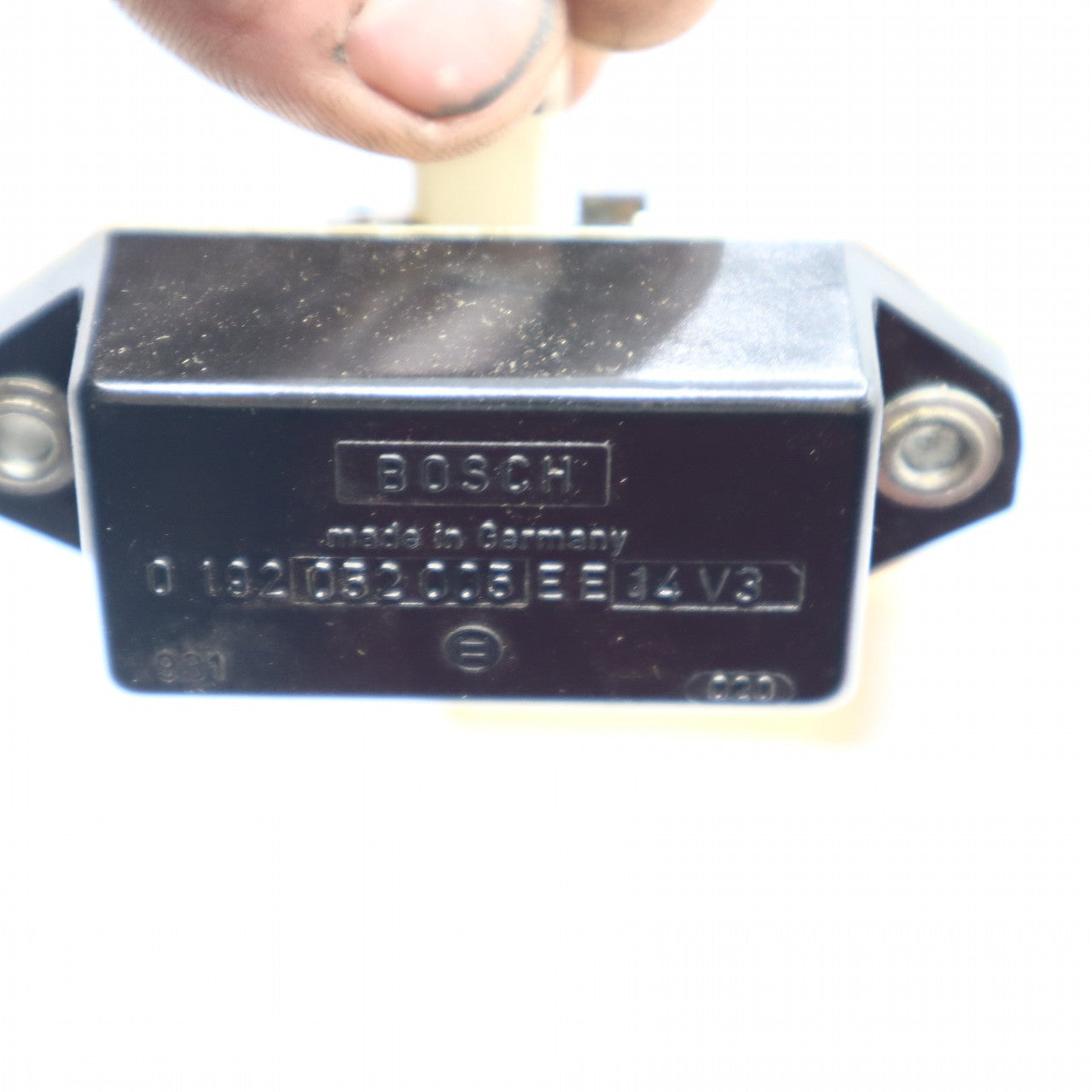 ORIGINAL BOSCH REGLER 0 192 052 005  14 V3 NOS