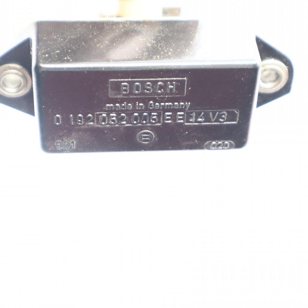 ORIGINAL BOSCH REGLER 0 192 052 005  14 V3 NOS